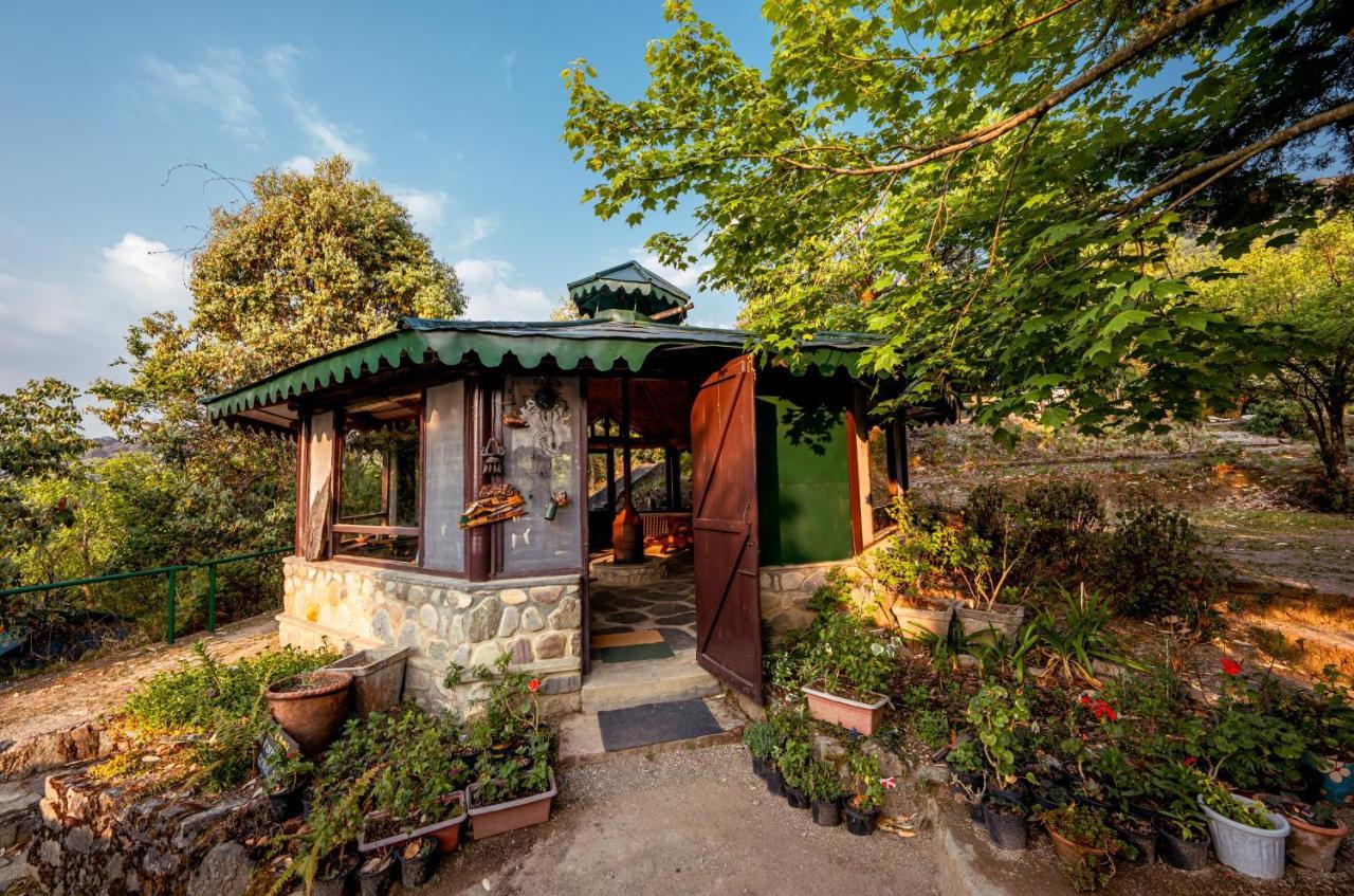 Mountain Quail Hotel 3*